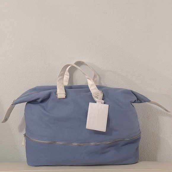 EUC Dolce & Gabbana Light Blue extra Large Beach Bag - Picture 6 of 8